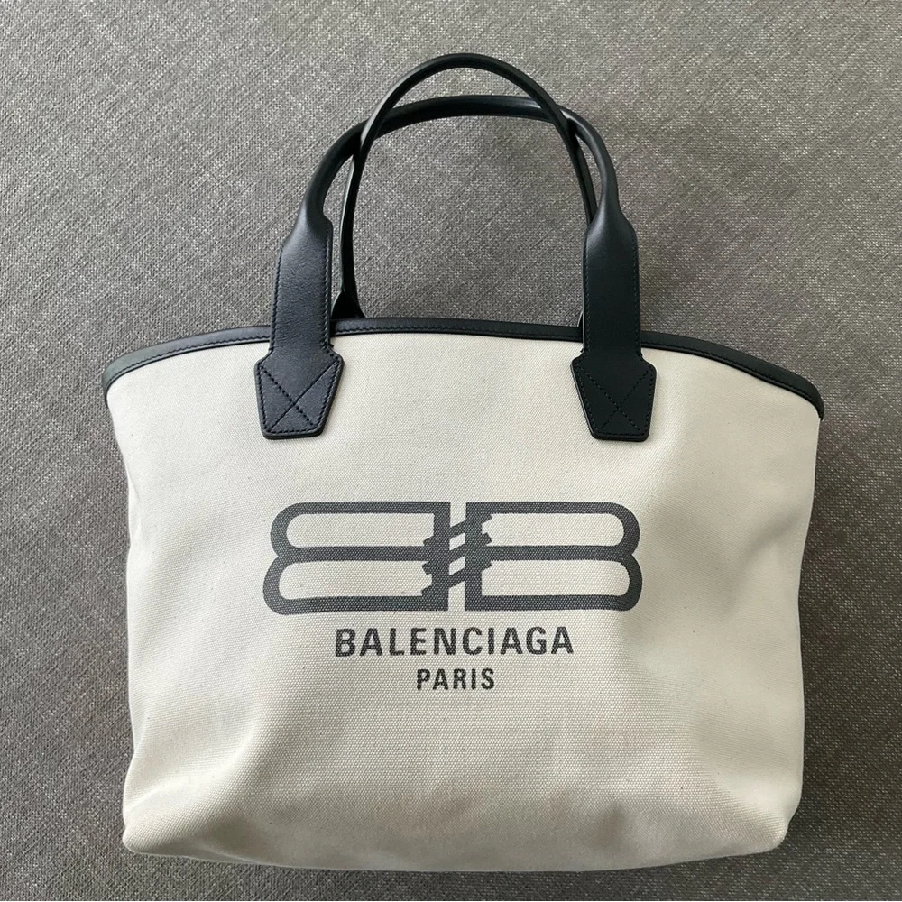 Balenciaga Tote JUMBO Ivory & Black Canvas Bag - Picture 2 of 13